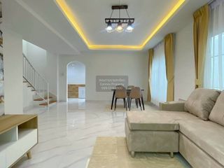 Продажа 4 спальни таунхаус в Khlong Luang, Патумтани