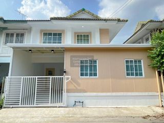 Продажа 4 спальни таунхаус в Khlong Luang, Патумтани