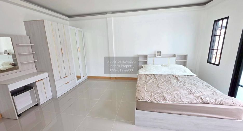 For sale 2 bedrooms townhouse in Khlong Sam Wa, Bangkok
