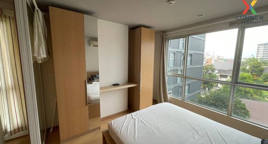 For sale 1 bed condo in Watthana, Bangkok