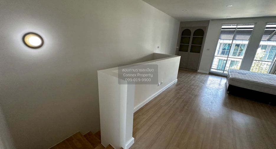 For sale 3 bedrooms townhouse in Lat Phrao, Bangkok