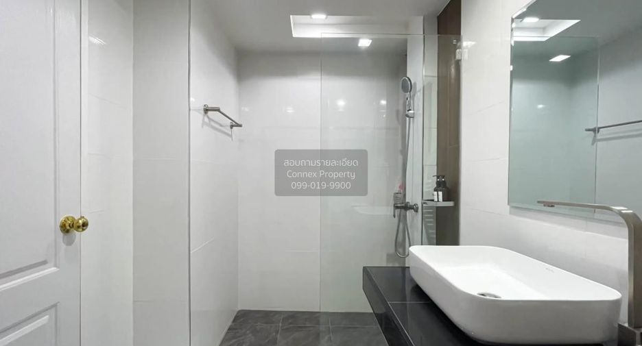 For rent 1 bed condo in Phra Khanong, Bangkok