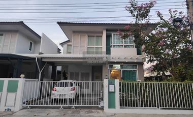 À louer 3 chambres maison à Bang Phli, Samut Prakan