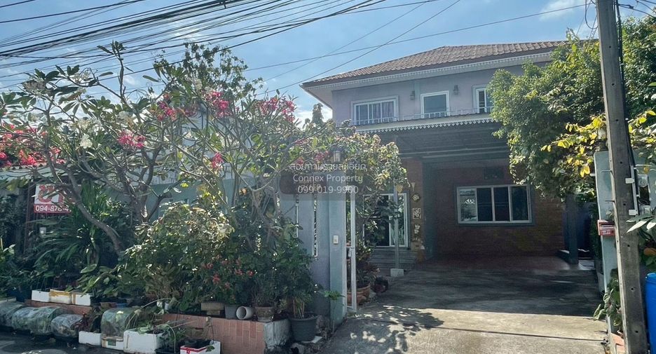 For rent 4 bedrooms house in Lat Phrao, Bangkok