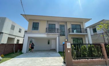 For rent 4 bedrooms house in Bang Phli, Samut Prakan