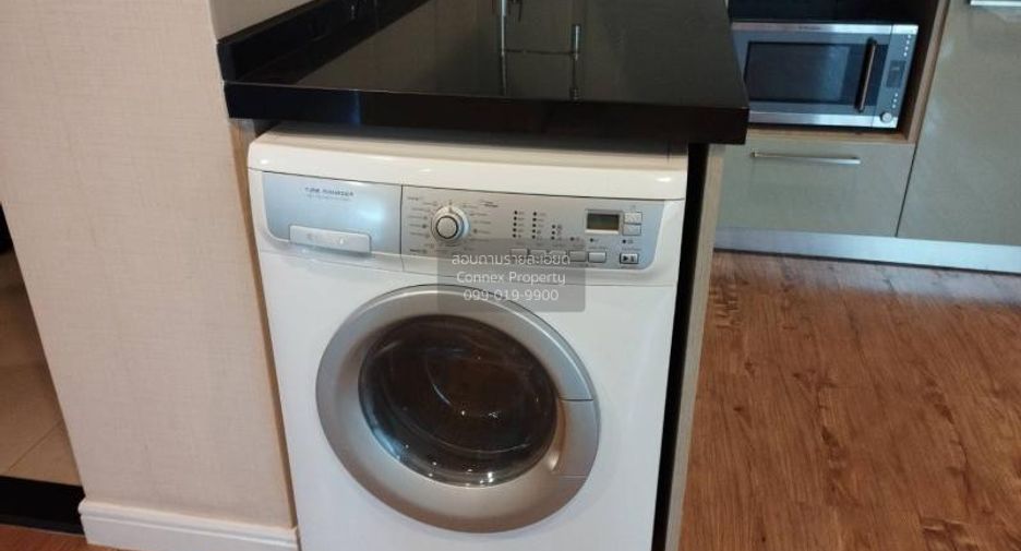 For rent 2 bedrooms condo in Khlong San, Bangkok