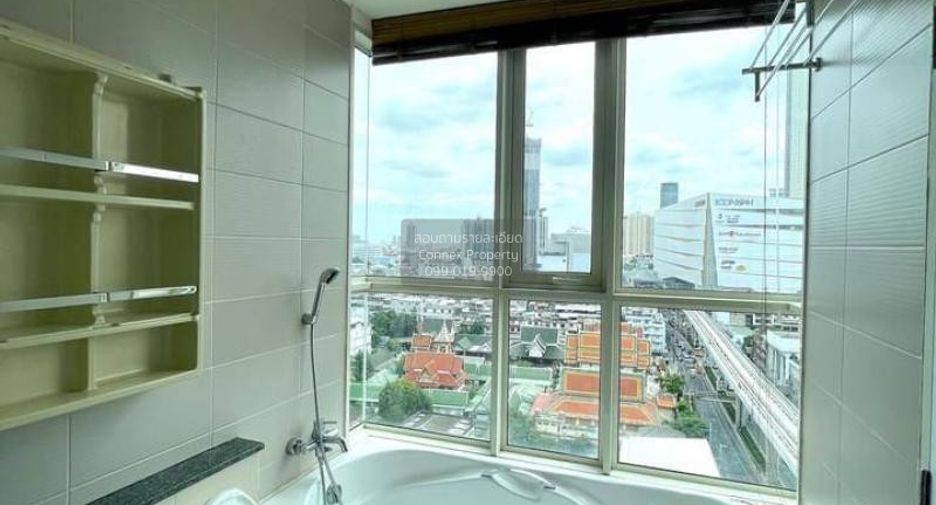 For rent 2 bedrooms condo in Khlong San, Bangkok