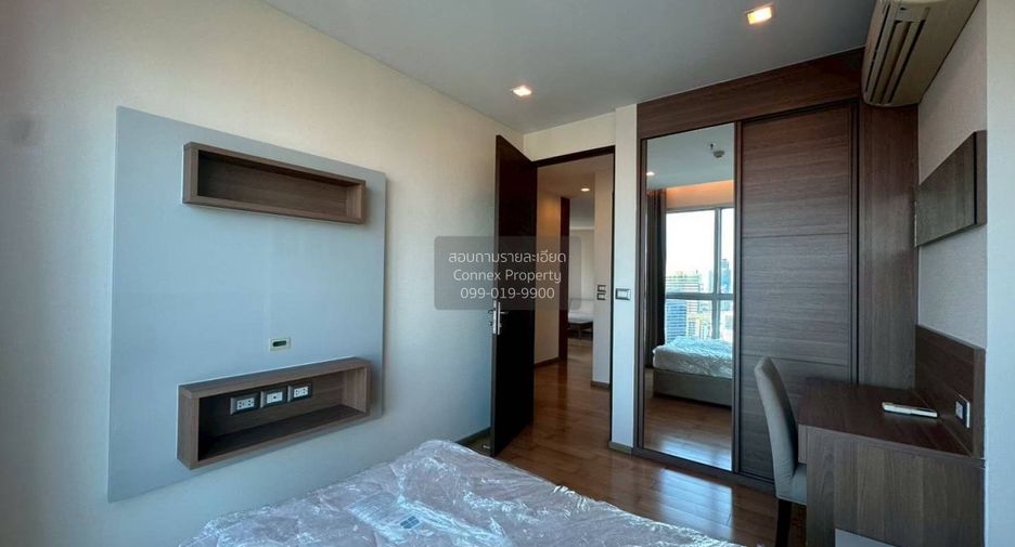 For rent 2 bedrooms condo in Watthana, Bangkok