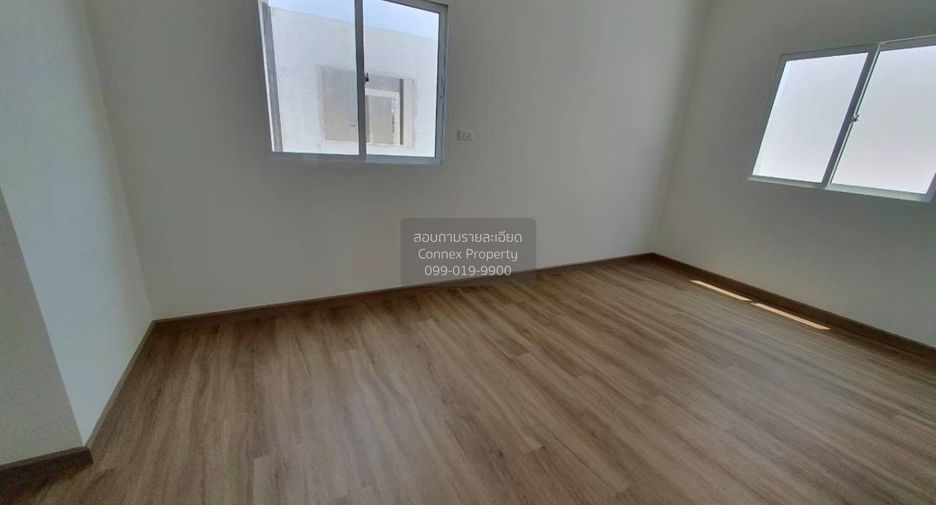 For rent 3 bedrooms townhouse in Bang Phli, Samut Prakan
