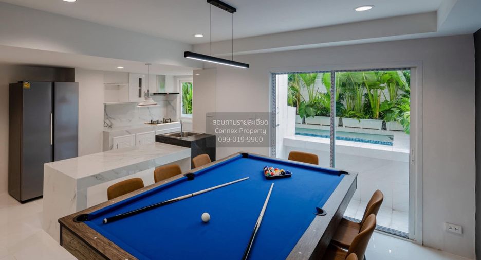 For rent 6 bedrooms townhouse in Chatuchak, Bangkok