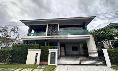 Haus zur Miete mit 4 Zimmer in Prawet, Bangkok