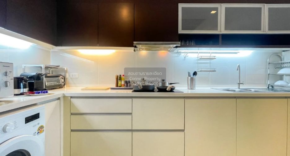For rent 2 bedrooms condo in Sathon, Bangkok