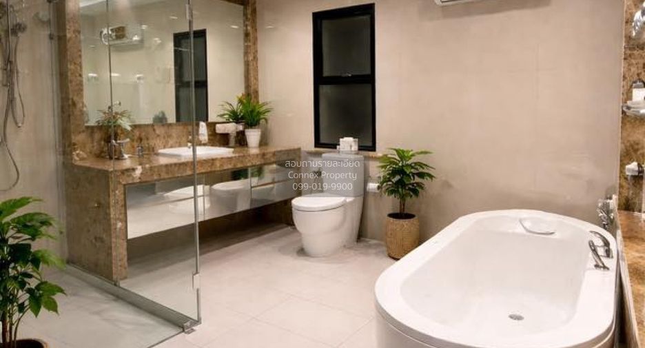 Haus zur Miete mit 4 Zimmer in Phasi Charoen, Bangkok