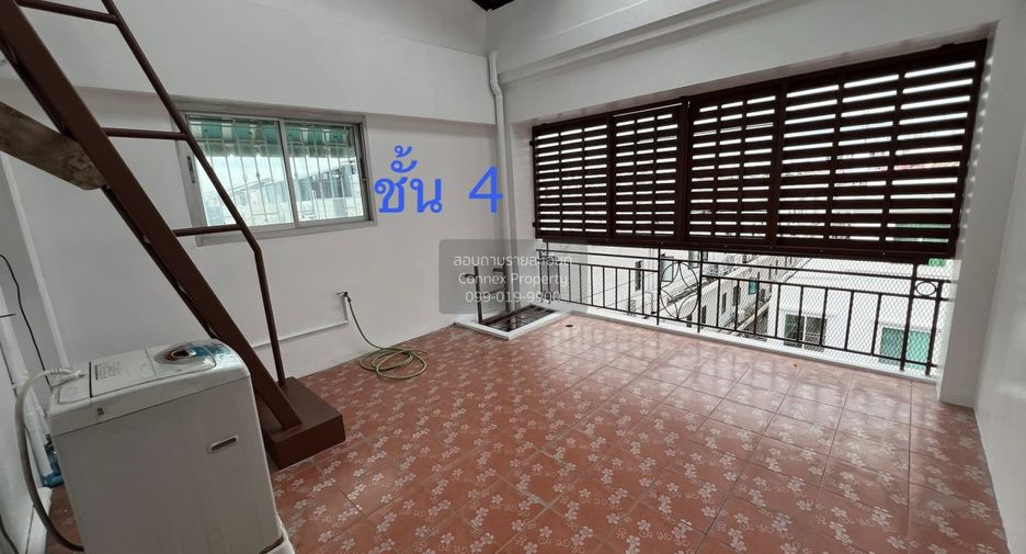 For rent 3 ベッドルーム retail Space in Bang Kapi, Bangkok