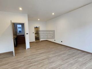 For rent 3 bedrooms townhouse in Bang Khen, Bangkok
