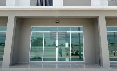 出租 3 卧室 联排别墅 在 Phutthamonthon, Nakhon Pathom