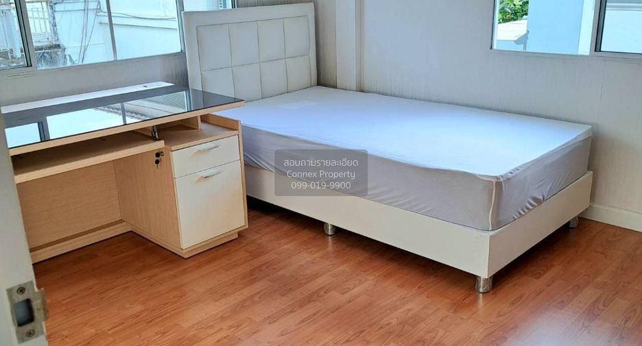 For rent 3 bedrooms house in Prawet, Bangkok