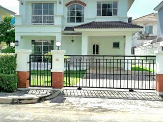 For rent 3 ベッドルーム house in Prawet, Bangkok