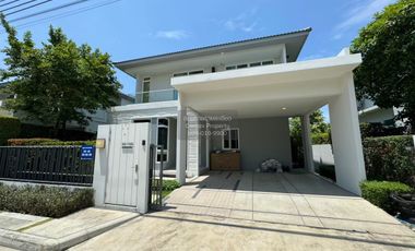 Casa en alquiler de 4 habitaciones en Prawet, Bangkok