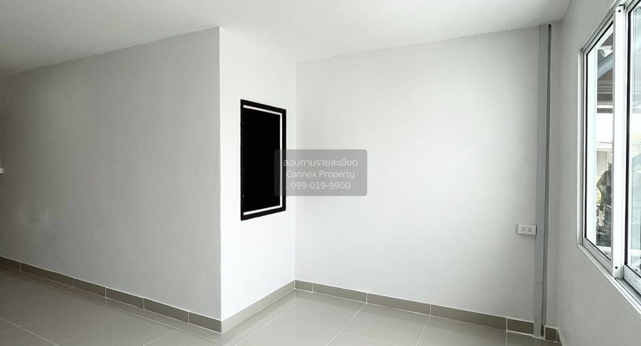 For rent 3 bedrooms townhouse in Bueng Kum, Bangkok