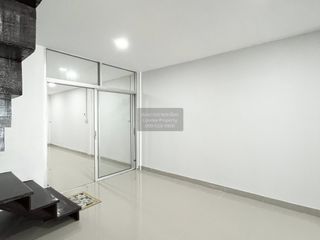 Reihenhaus zur Miete mit 3 Zimmer in Bueng Kum, Bangkok