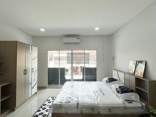Reihenhaus zur Miete mit 3 Zimmer in Bueng Kum, Bangkok