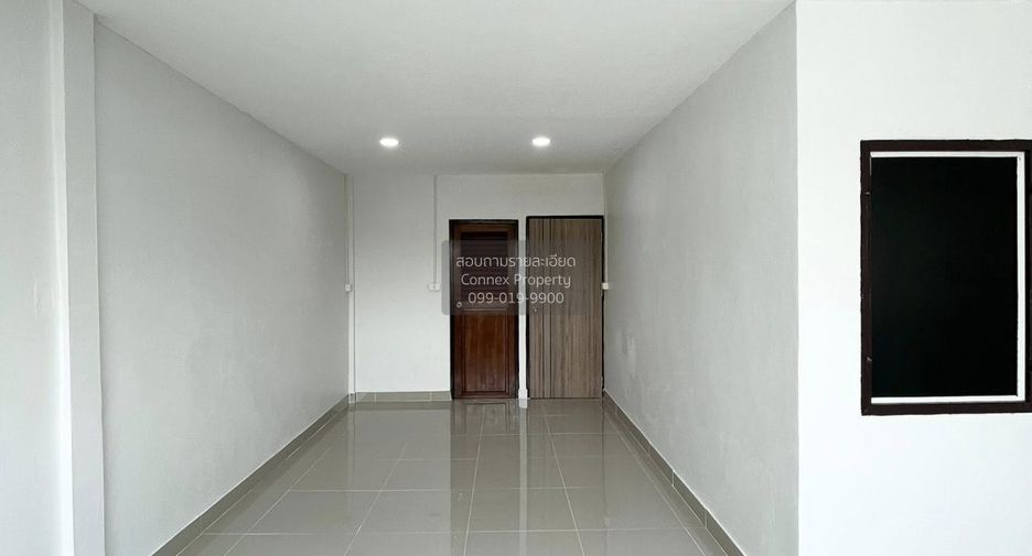 For rent 3 bedrooms townhouse in Bueng Kum, Bangkok