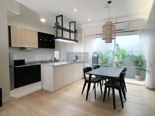 Casa adosada en alquiler de 3 habitaciones en Prawet, Bangkok