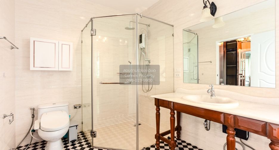 For rent 4 ベッドルーム house in Bang Na, Bangkok