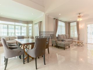 出租 4 卧室 独立屋 在 Bang Na, 曼谷