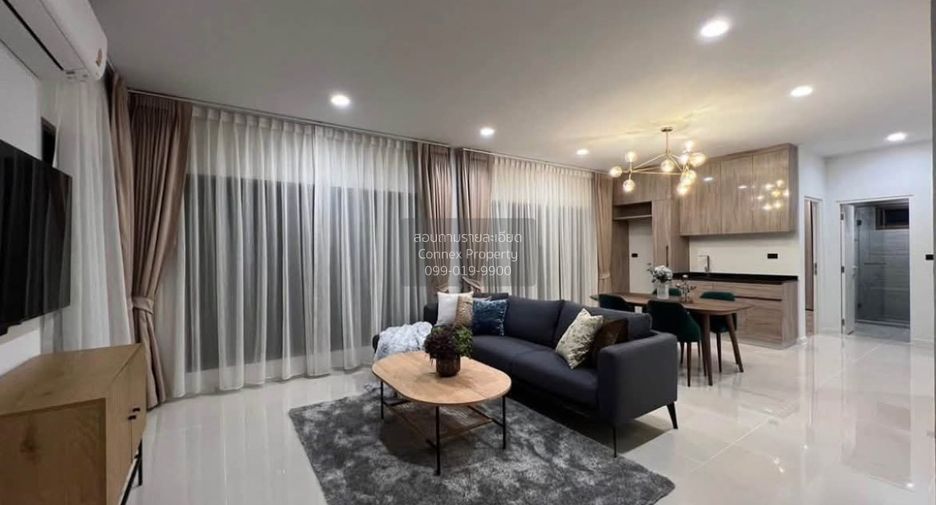 Haus zur Miete mit 4 Zimmer in Bang Kapi, Bangkok