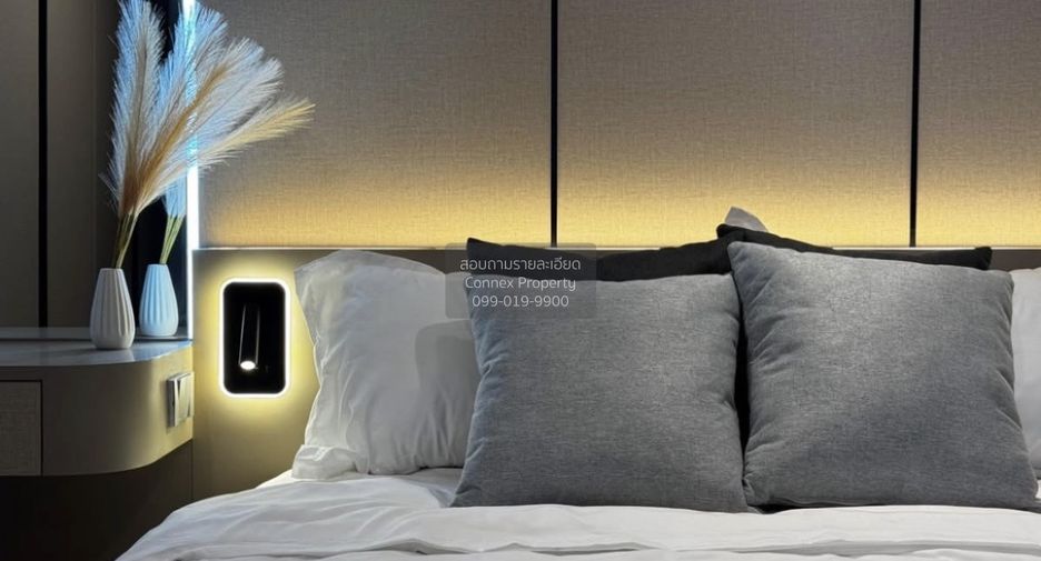 For rent 2 bedrooms condo in Bang Rak, Bangkok