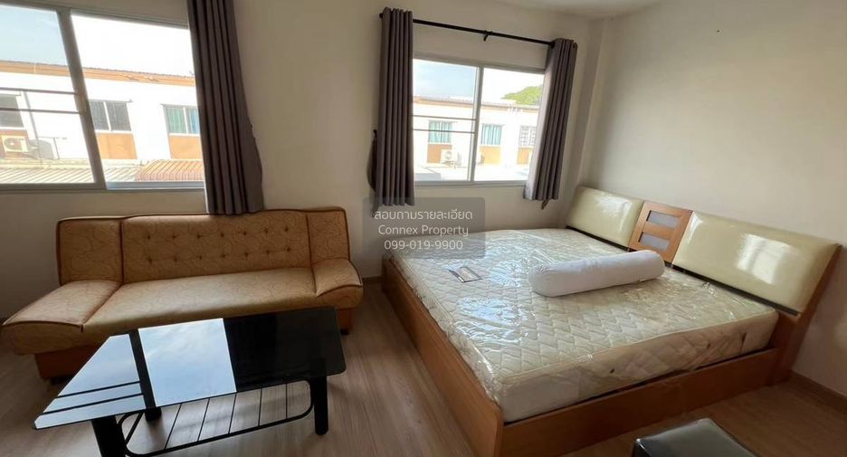 Reihenhaus zur Miete mit 5 Zimmer in Bang Khun Thian, Bangkok