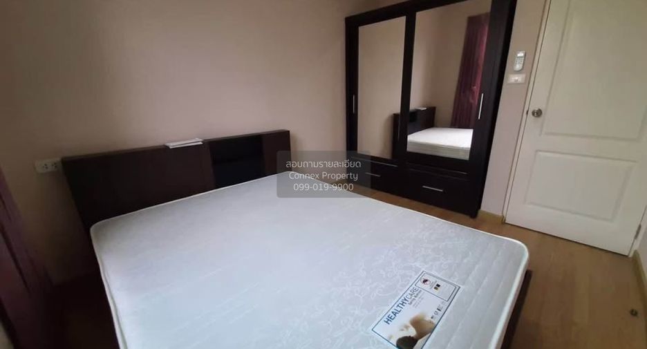 For rent 3 bedrooms townhouse in Lat Phrao, Bangkok