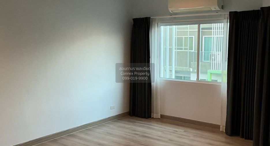 For rent 3 ベッドルーム townhouse in Chom Thong, Bangkok