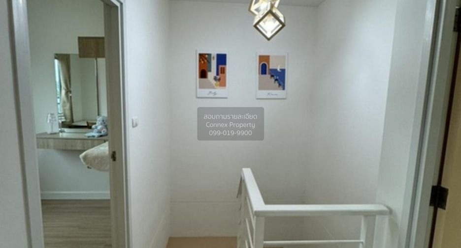For rent 3 bedrooms townhouse in Bang Khae, Bangkok