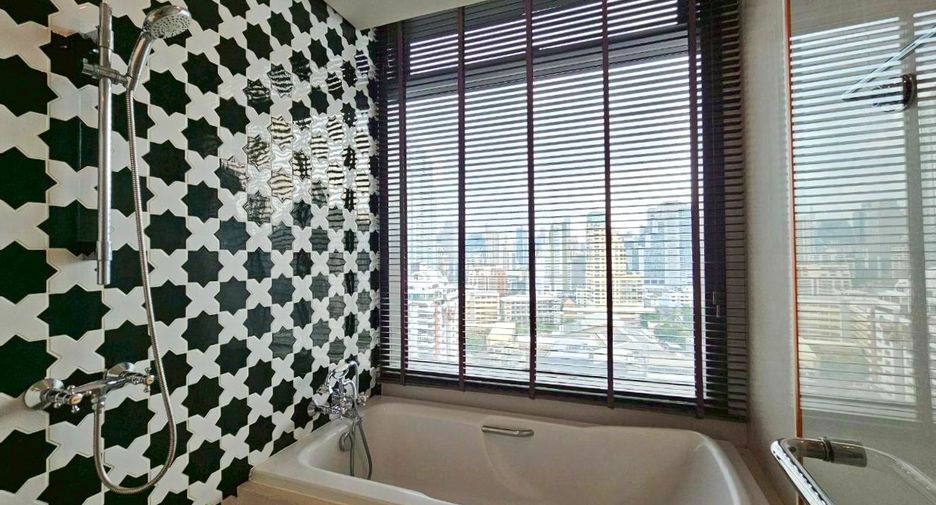 For rent and for sale 2 bedrooms condo in Khlong Toei, Bangkok
