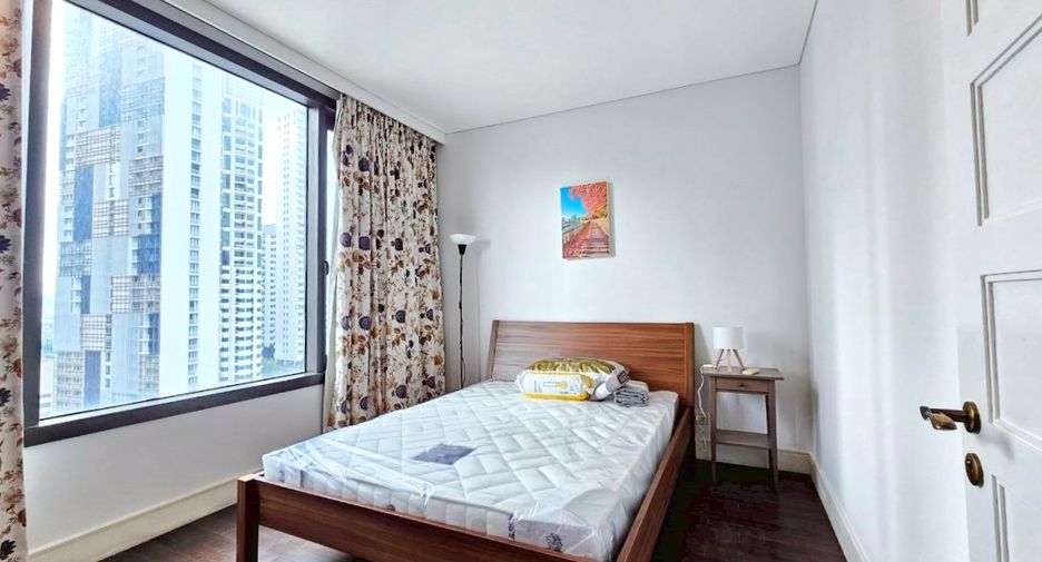 For rent and for sale 2 bedrooms condo in Khlong Toei, Bangkok