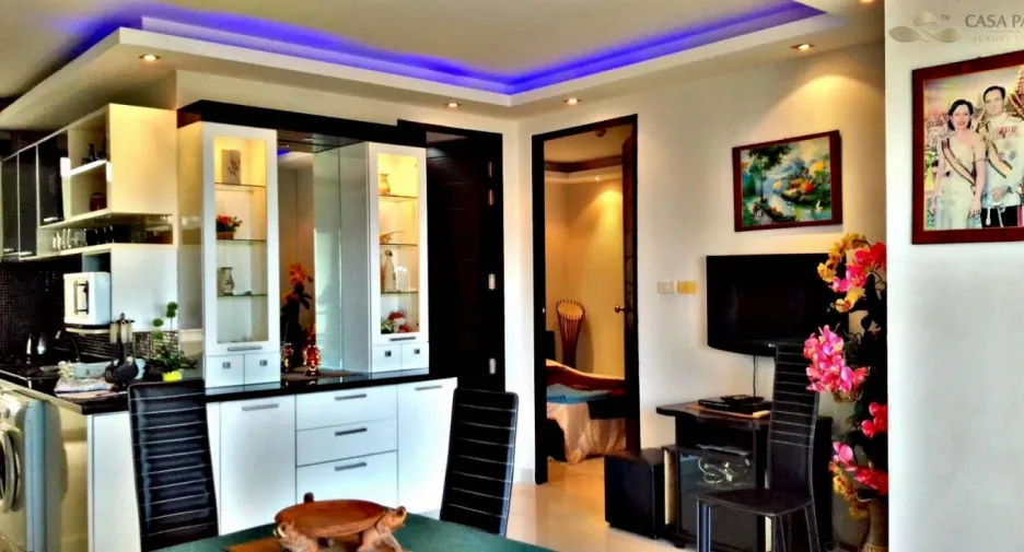For rent 2 bedrooms condo in North Pattaya, Pattaya