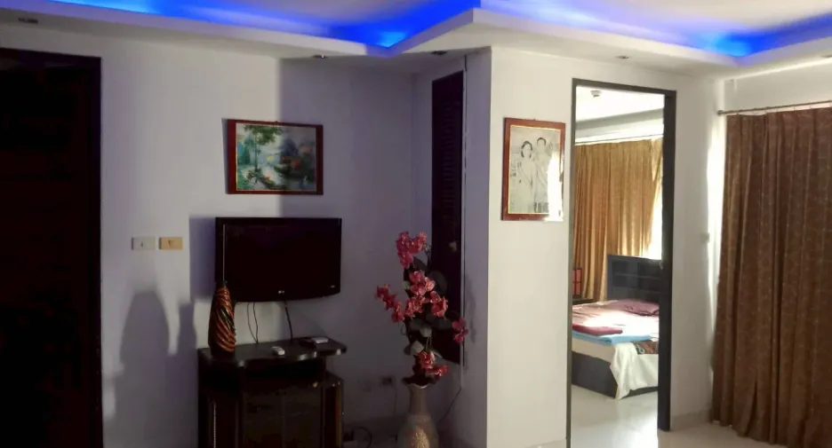 For rent 2 bedrooms condo in North Pattaya, Pattaya