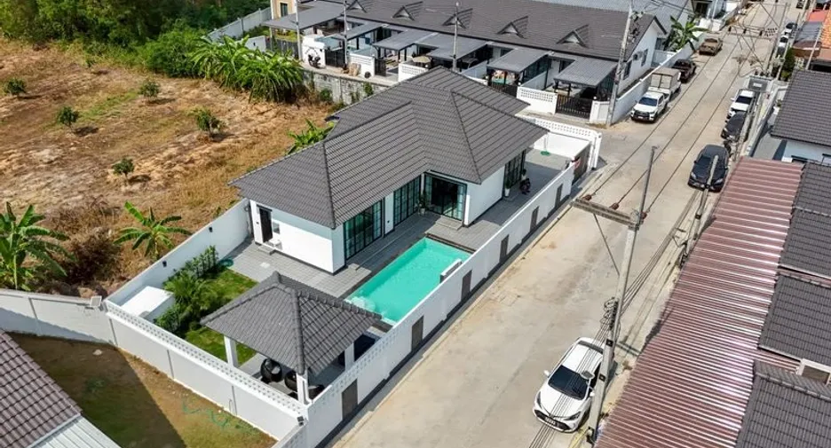 Casa en venta de 4 habitaciones en East Pattaya, Pattaya