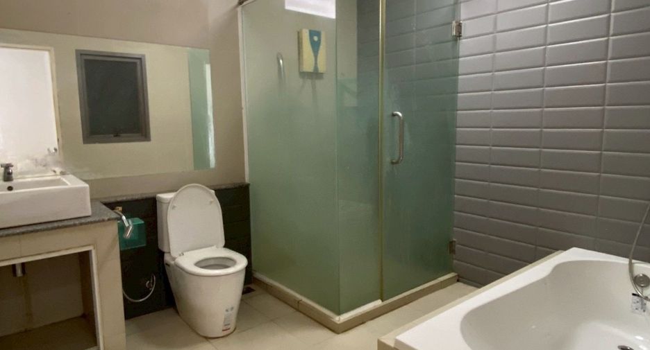 For sale 3 bedrooms house in Pak Kret, Nonthaburi