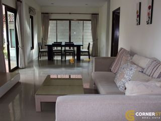 À louer 3 chambres maison à Bang Lamung, Chonburi