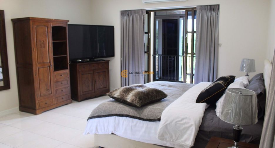 À louer 3 chambres maison à East Pattaya, Pattaya