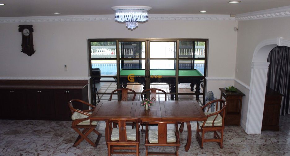 À louer 3 chambres maison à East Pattaya, Pattaya
