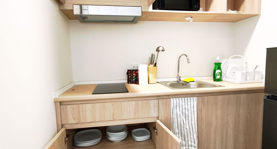 For rent 2 bedrooms condo in Phra Khanong, Bangkok