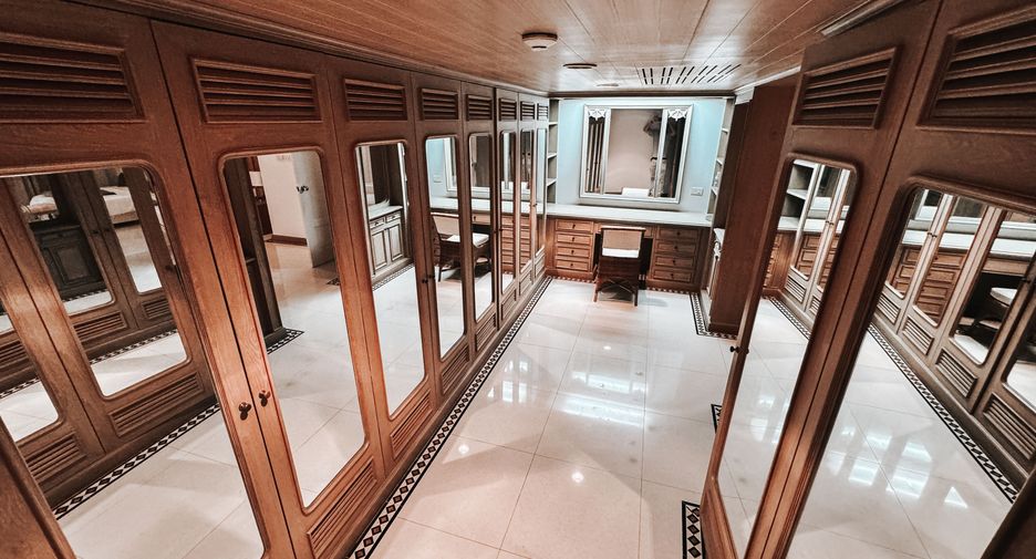 À vendre 4 chambres condo à Pratumnak, Pattaya
