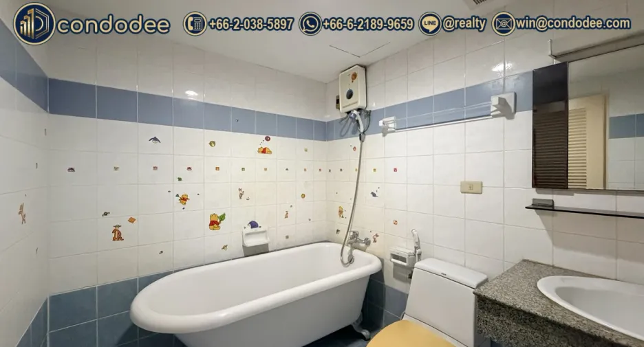 À vendre 3 chambres condo à Watthana, Bangkok