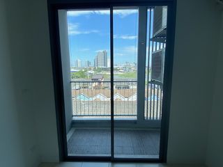 Wohnung zum Kauf mit 1 Zimmer in Mueang Samut Prakan, Samut Prakan