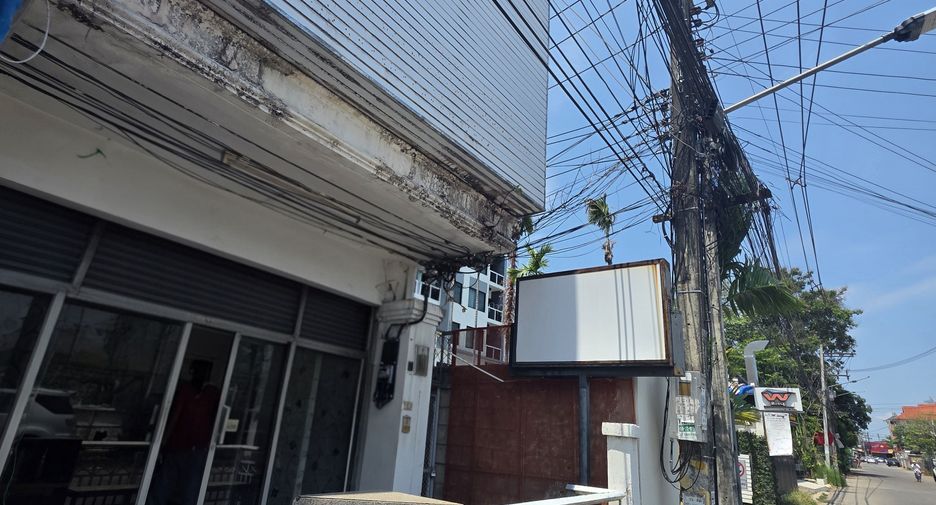 For sale and for rent 4 bedrooms retail Space in Mueang Chiang Mai, Chiang Mai